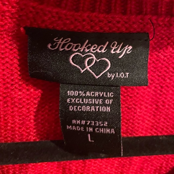 Hooked Up by IOT Squad Goals Red Christmas Pullover Sweater‎ Women's Size Large - Picture 4 of 4